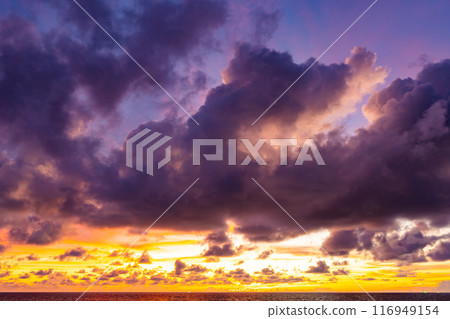 Nature landscape beautiful Light Sunset or sunrise over sea,Colorful clouds dramatic sky seascape,Amazing clouds in sunset sky background Nature landscape beautiful Light Sunset or sunrise over sea,Colorful clouds dramatic sky seascape,Amazing clouds in sunset sky background 116949154