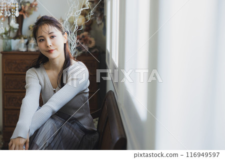 Antique interior and woman 116949597