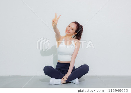 運動裝的女性 116949653