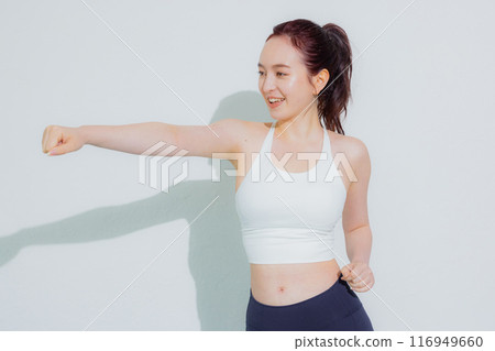 運動裝的女性 116949660