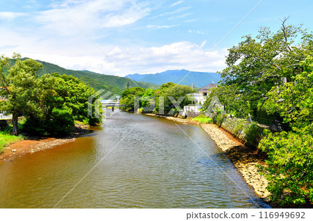 Tokiwa Bridge / View of Matsuzaki Town Hall from Naka River (Matsuzaki Town, Shizuoka Prefecture) [2024.7] 116949692