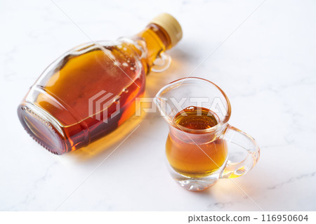 Maple syrup Maple syrup 116950604