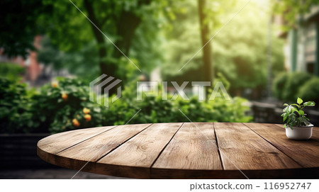 咖啡廳露台座位周圍環繞著美麗的植物 116952747