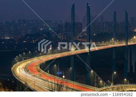 Night view of Chongqing CaiJia Bridge 116954162