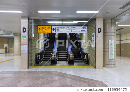 京葉線地下大廳手扶梯 116954475