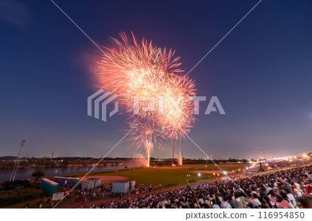 《Tokyo》Katsushika Fireworks Festival, Japanese Summer 《Tokyo》Katsushika Fireworks Festival, Japanese Summer 116954850