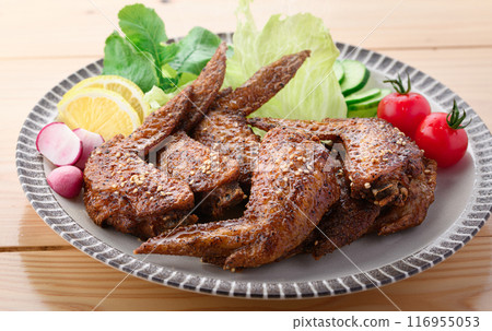 Deep-fried chicken wings Deep-fried chicken wings 116955053