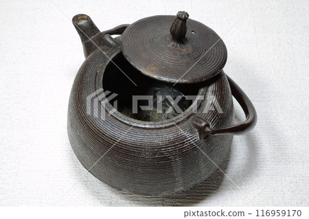 生鏽的鐵水壺 116959170
