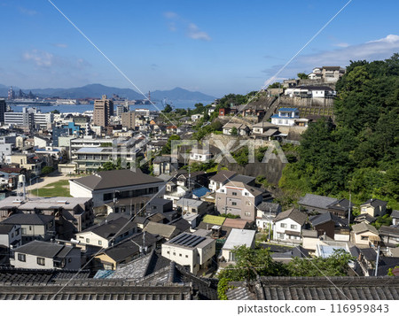 兩城的 200 級台階和作為電影《海猿》拍攝地而聞名的吳市街景 116959843