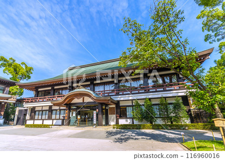 日本寒川城市景觀、相模國一宮寒川神社和神社辦事處以及橫濱日櫻。大量綠色 = 2020 年 7 月 21 日 116960016