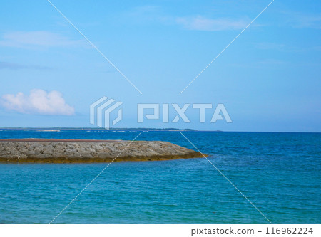 沖繩Sansan海灘 翡翠綠海 沖繩Sansan海灘 翡翠綠海 116962224