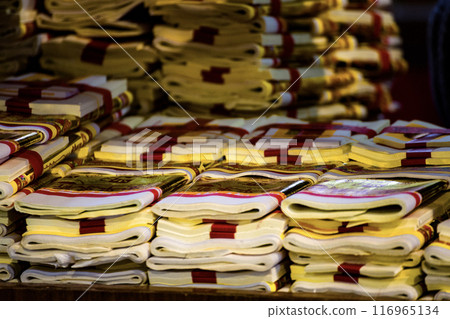 金紙堆疊 116965134