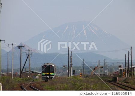 室蘭本線 黃金~崎森普通列車 羊蹄山 室蘭本線 黃金~崎森普通列車 羊蹄山 116965914