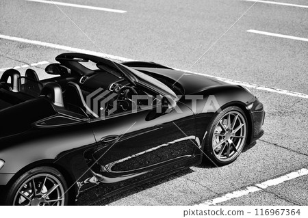 閃亮的黑色敞篷車 閃亮的黑色敞篷車 116967364