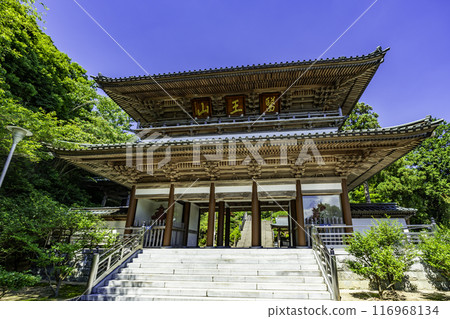 88th of the 88 Shikoku Temples: Niomon Gate of Okuboji Temple, Sanuki City, Kagawa Prefecture 88th of the 88 Shikoku Temples: Niomon Gate of Okuboji Temple, Sanuki City, Kagawa Prefecture 116968134