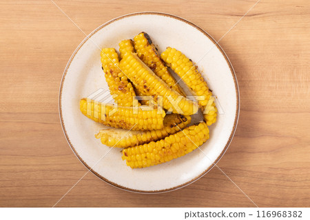 Grilled corn with butter and soy sauce Grilled corn with butter and soy sauce 116968382