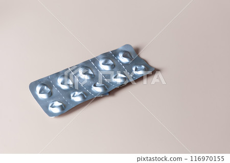 Empty blister pack. Pack of pills without tablets. Empty blister pack. Pack of pills without tablets. 116970155