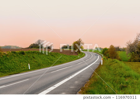 Empty highway early in the morning. Natural landscape. 116970311
