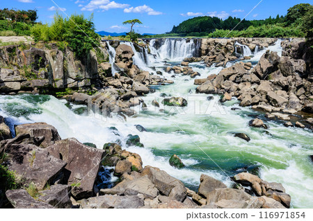 Sogaki waterfall 116971854