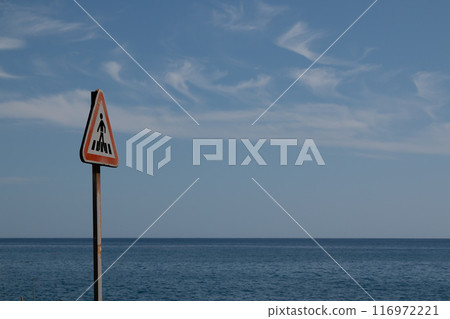 Traffic sign and Atlantic ocean, Madeira, Portgual 116972221