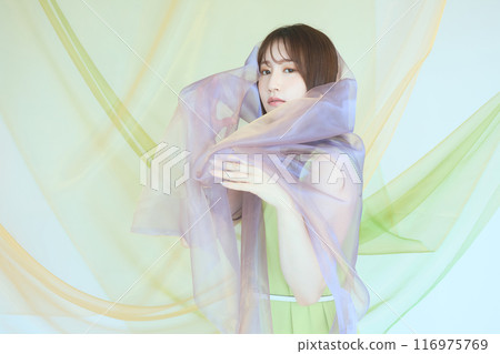 Summer woman portrait Summer woman portrait 116975769