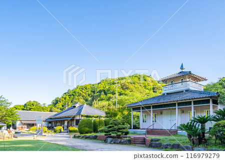 Roadside Station Hana no Sanseien Izu Matsuzaki - History of Matsuzaki "Sansei Hall" 116979279