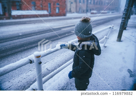 寒冷的冬天圖片 116979882