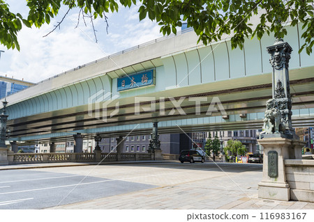 [Urban Landscape] Nihonbashi, the starting point of the five main roads (Tokyo) 116983167