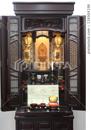 唐木佛壇上展示的禪宗佛教器皿 圖 3 祭祖的臨終圖 116984196