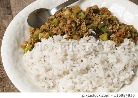 Keema curry 116984936