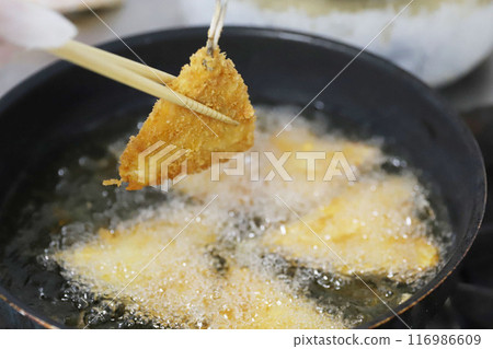 Fried horse mackerel, frozen food 116986609