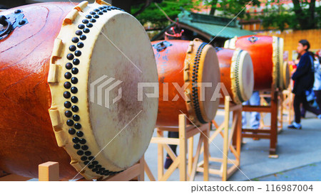 A scene from the lantern lighting ceremony at the Urayasu Sansha Annual Festival (photographed in 2024) 116987004