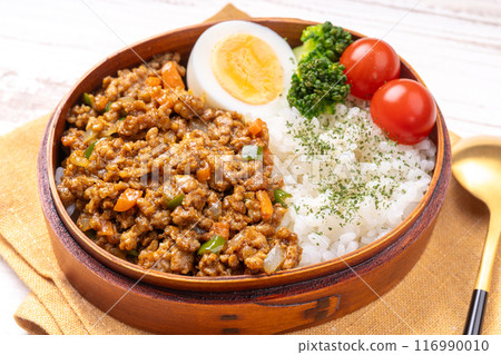 幹咖哩盒午餐 幹咖哩盒午餐 116990010