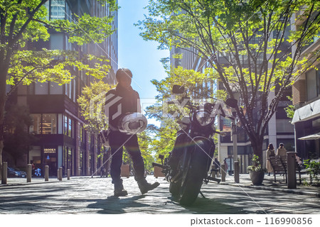 Tokyo Marunouchi Touring Silhouette Tokyo Marunouchi Touring Silhouette 116990856