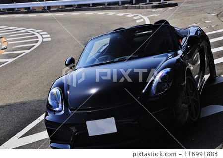 閃亮的黑色敞篷車 閃亮的黑色敞篷車 116991883