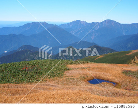 The Echigo Sanzan mountains in autumn as seen from Mt. Makihata 116992586