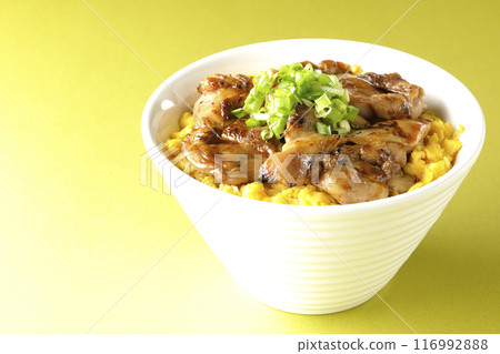 Grilled pheasant rice bowl, Yakitori rice bowl, Oyako rice bowl Grilled pheasant rice bowl, Yakitori rice bowl, Oyako rice bowl 116992888