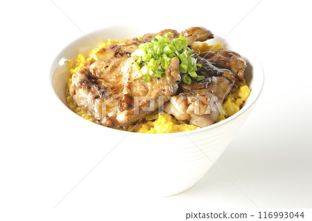 Kijiyaki-don,Yakitori-don,Oyako-don,在白色背景下拍攝 Kijiyaki-don,Yakitori-don,Oyako-don,在白色背景下拍攝 116993044