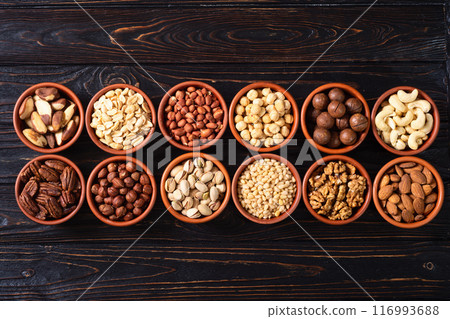 Mix of nuts in bowl . Food background Mix of nuts in bowl . Food background 116993688