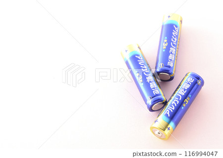 AA alkaline batteries AA alkaline batteries 116994047