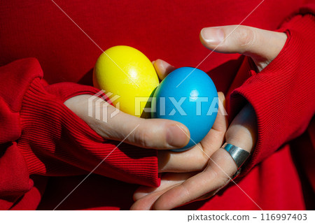 Magical Easter Treasures Magical Easter Treasures 116997403