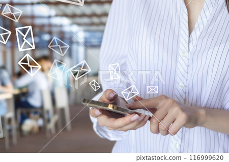 The concept of email distribution via mobile . The concept of email distribution via mobile . 116999620