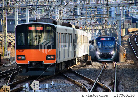 To Hikifune Station, which opened in 1909...Skytree Line and Hanzomon Line 117000136