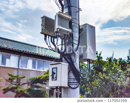 小型行動基地台（NTT Docomo） 117002398