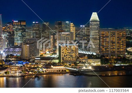 Singapore night view with buildings lining the Marina Bay Singapore night view with buildings lining the Marina Bay 117003564