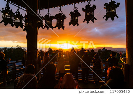 [Nara Prefecture] Sunset in Nara as seen from the Nigatsudo Hall of Todaiji Temple 117005420