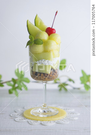 Melon fruit parfait Melon fruit parfait 117005764