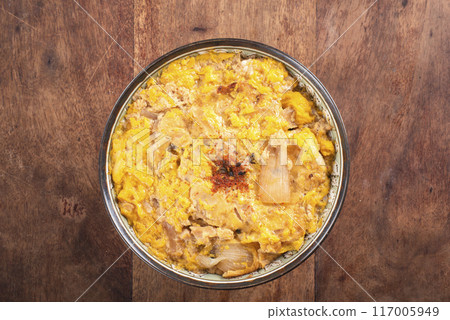 Chicken and egg rice bowl - Oyakodon   117005949