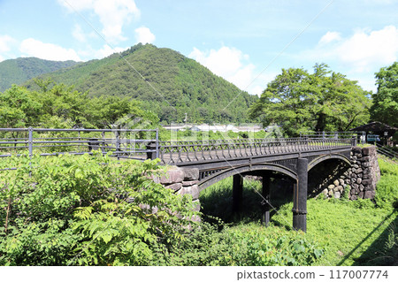 羽淵鑄鐵橋(兵庫縣朝來市) 羽淵鑄鐵橋(兵庫縣朝來市) 117007774
