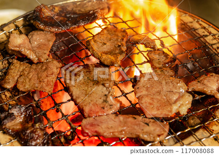 Wagyu beef shoulder roast, grilled meat, charcoal grill 117008088